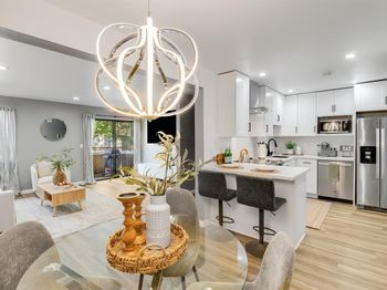 5025 Valley Crest Dr