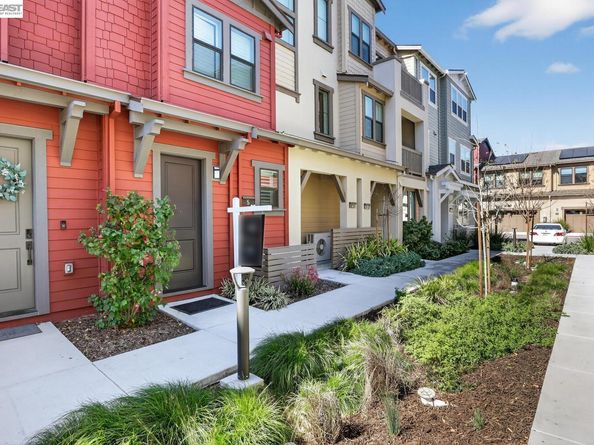 922 Noble Fir Ter 5, Sunnyvale CA 94086