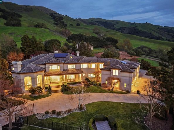 2981 Grapevine Ter, Fremont CA 94539