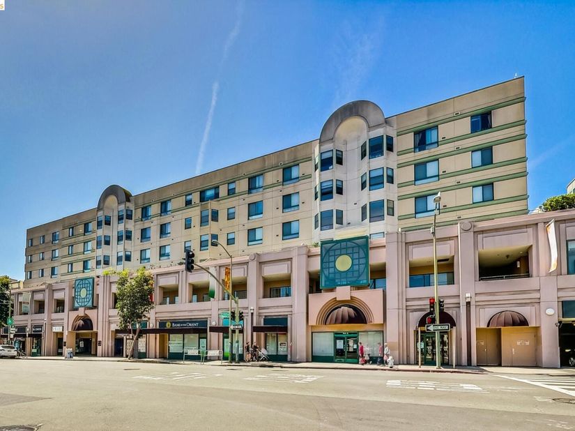 989 Webster Street 343, Oakland CA 94607