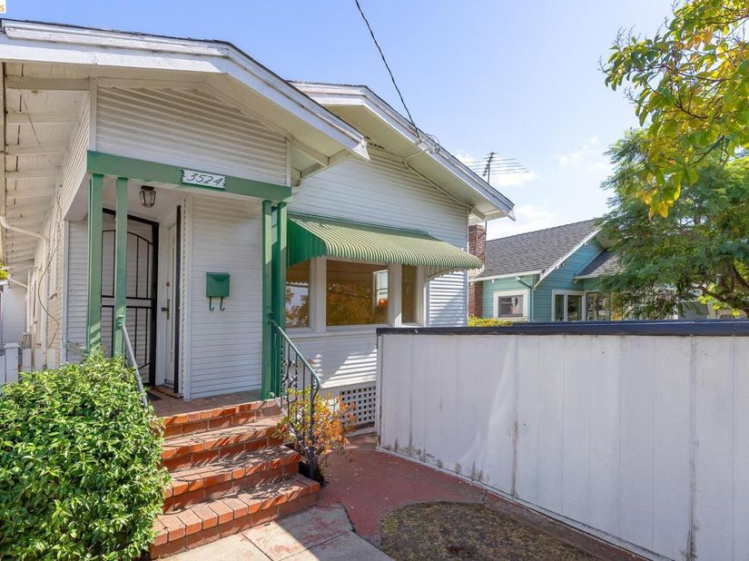 3524 Wisconsin St, Oakland CA 94619
