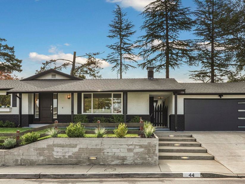 44 Bates Blvd., Orinda CA 94563