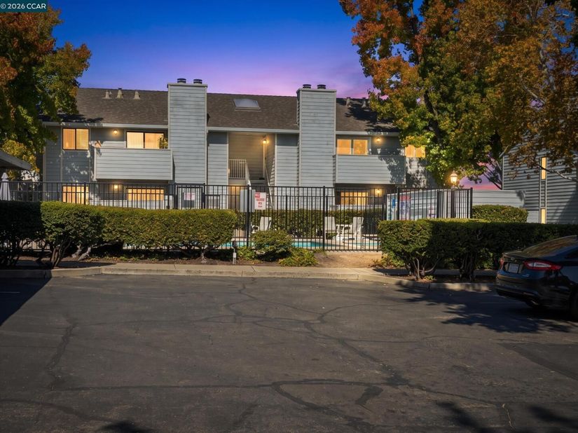 94 Elder Dr C, Pacheco CA 94553