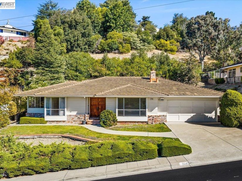 1356 Scenicview Dr, San Leandro CA 94577