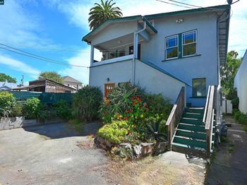2221 - 2223 San Pablo Ave