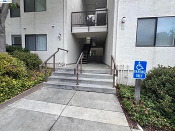 21239 Gary Dr