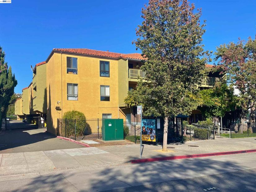 16006 E.14th Street 204, Ashland CA 94578
