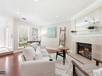 123 Northwood Cmns