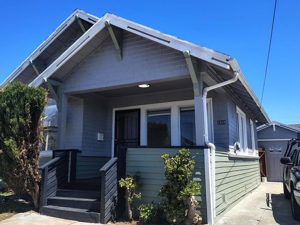 Undisclosed Address #41142364, Oakland CA 94605
