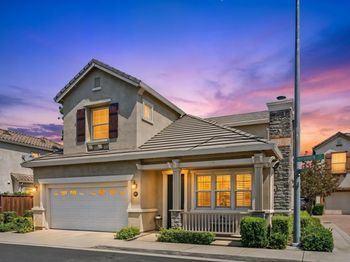 3158 Persimmon Cir