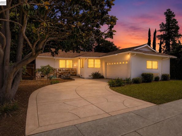 3436 Thunderbird Dr, Concord CA 94520