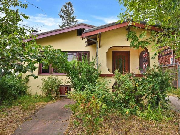2219 Derby St, Berkeley CA 94705