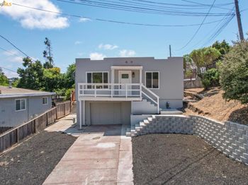 1923 Thompson Ln