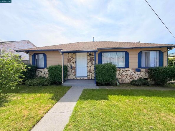 238 Fitzpatrick Rd, Oakland CA 94603