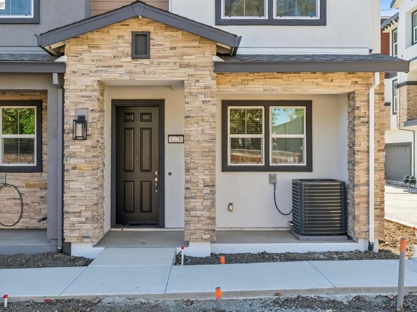 1216 Walters Ct, Concord CA 94520