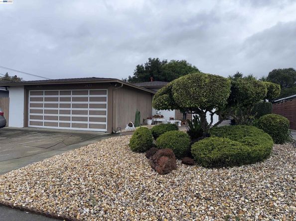 2632 Renton Way, Castro Valley CA 94546