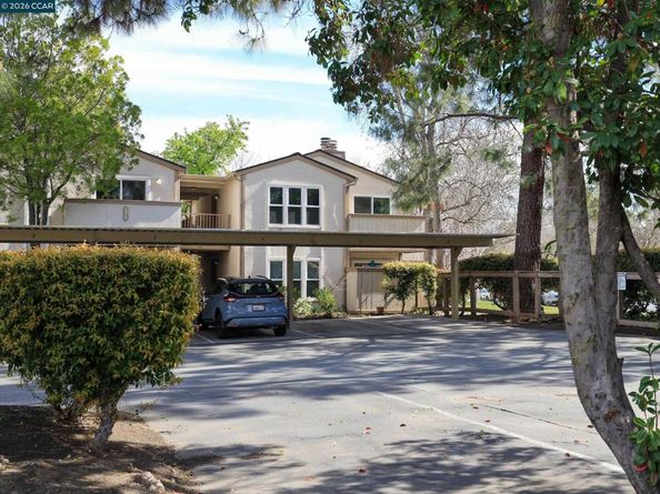 375 Camelback Rd 23, Pleasant Hill CA 94523