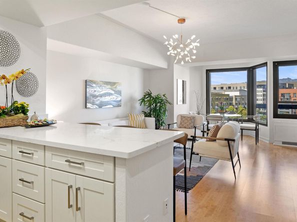 6363 Christie Ave 525, Emeryville CA 94608
