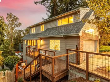 7403 Skyline Blvd