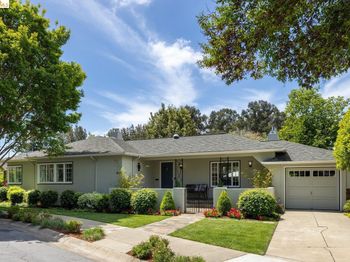 965 Ramona Way