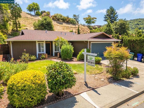 2983 Simas Ave, Pinole CA 94564