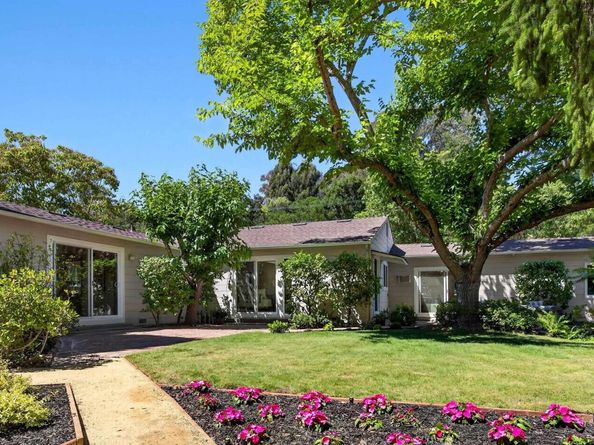 218 Overhill Rd, Orinda CA 94563