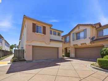 2245 Pipit Ct