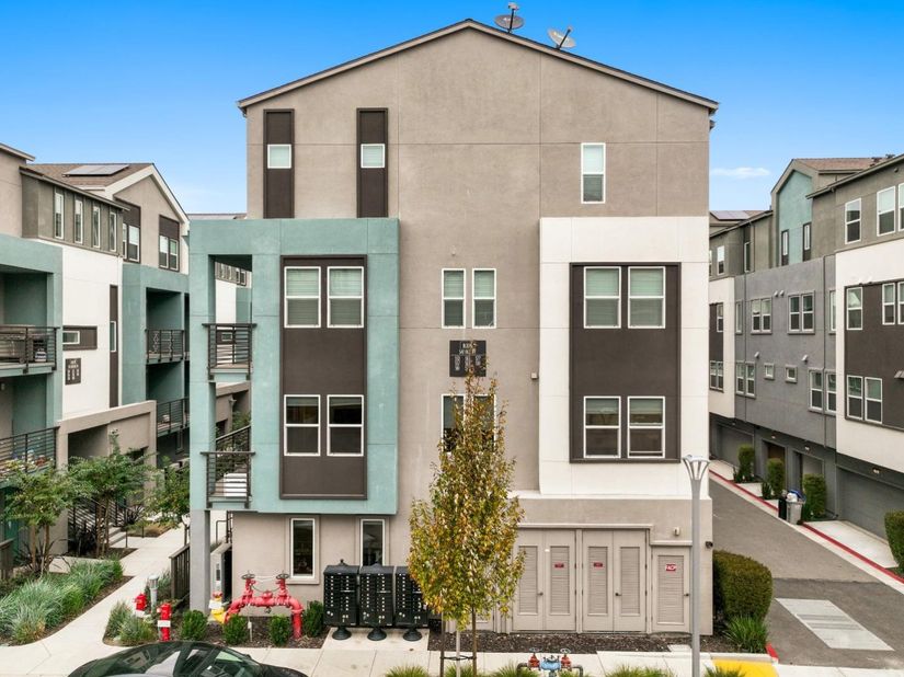 581 Yale Way, San Jose CA 95117