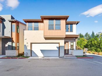 105 Hildebrand Drive