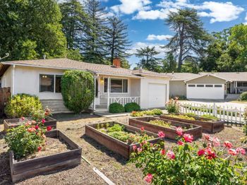 614 Linden Lane