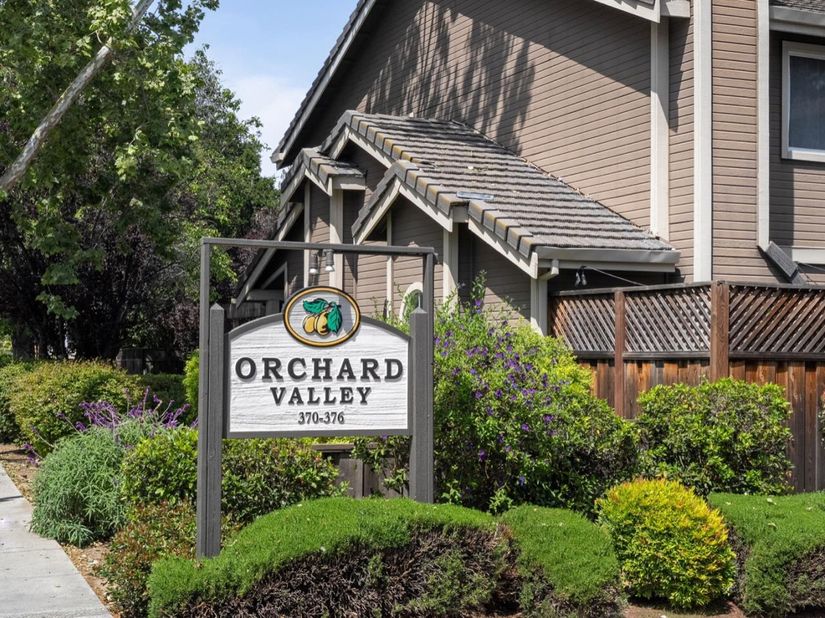374 Union Avenue E, Campbell CA 95008