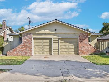 3965-3967 Bismarck Drive