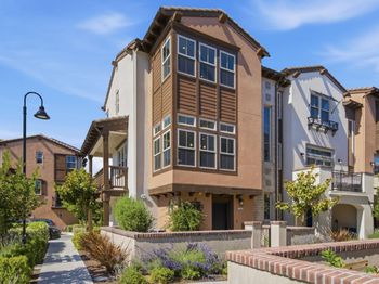 2348 Toledo Terrace