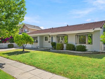 1819 Fallbrook Avenue