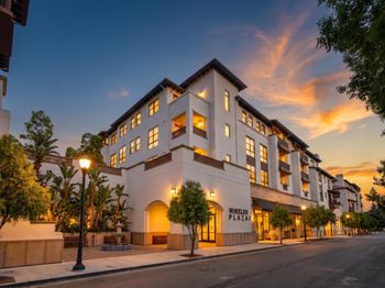 657 Walnut Street