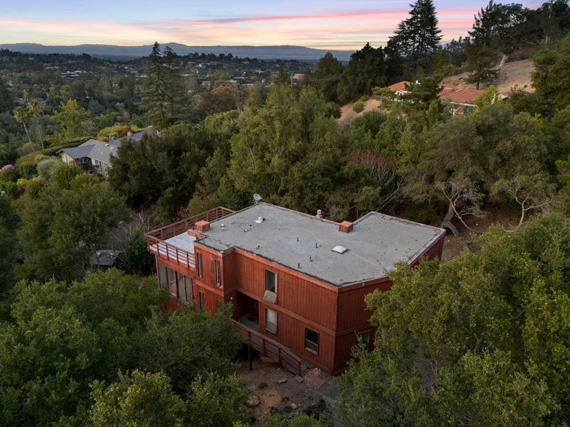 11490 Summit Wood Road, Los Altos Hills CA 94022