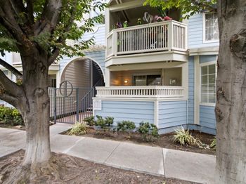 613 Arcadia Terrace