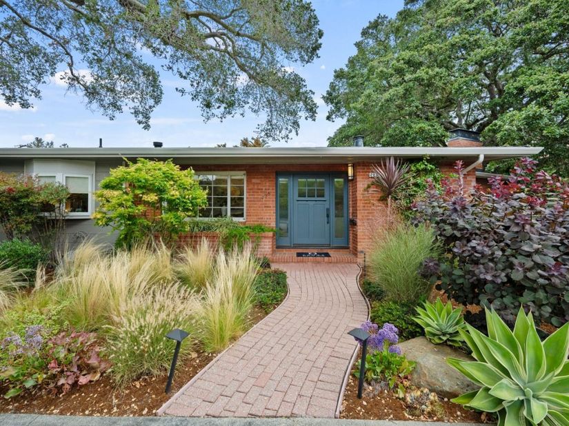 1238 Bernal Avenue, Burlingame CA 94010