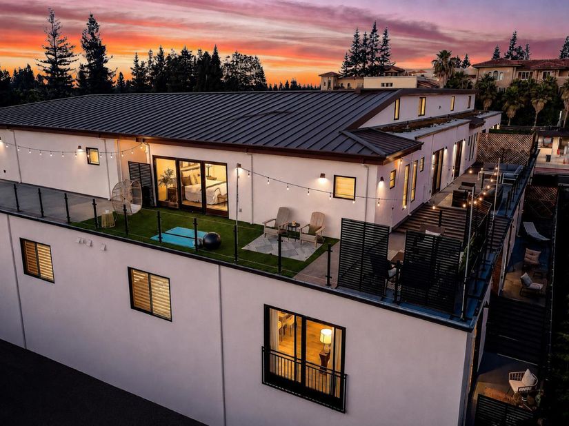 914 Woodside Road, Redwood City CA 94061