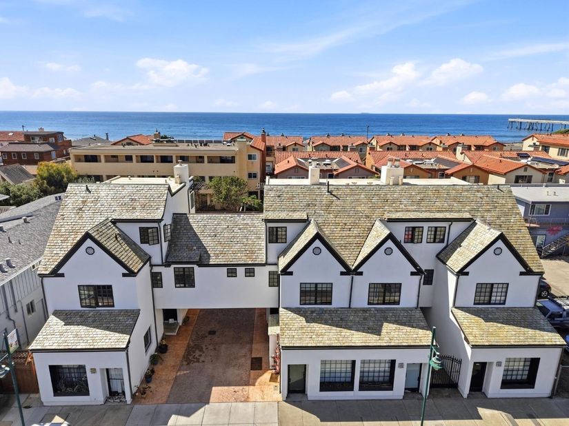 2338 Palmetto Avenue, Pacifica CA 94044