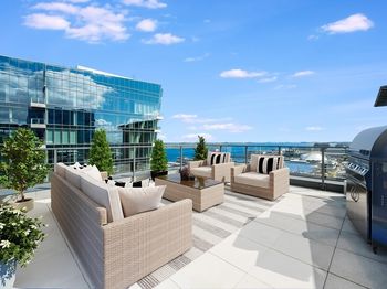 133 Seaport Blvd