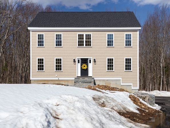 41 Martin Road, Douglas MA 01516