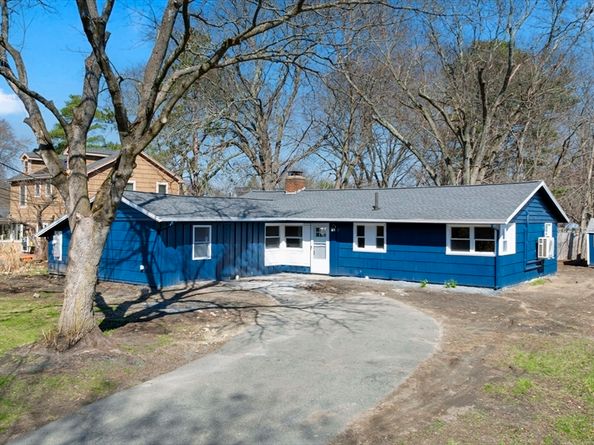 109 Hastings St, Framingham MA 01701