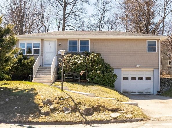 20 Kenberma Road, Worcester MA 01604