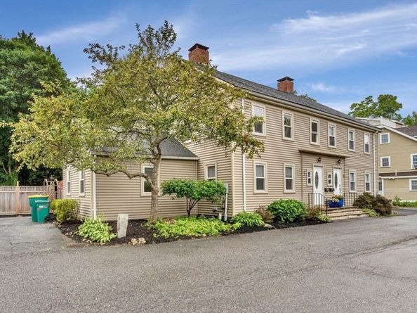 27 Water Street 27, Concord MA 01742