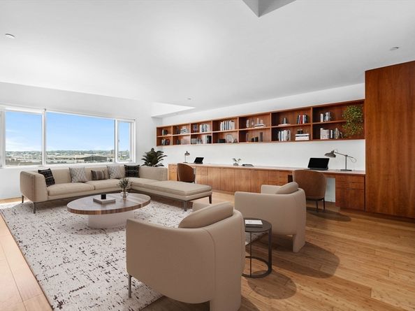 141 Dorchester Ave U:616, Boston MA 02127