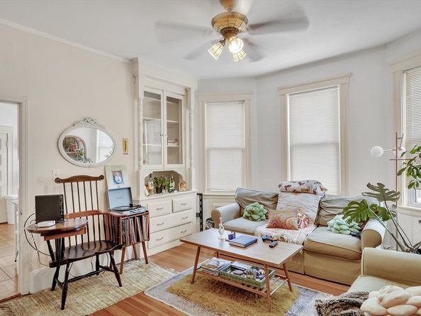 33 Shannon St 1, Boston MA 02135