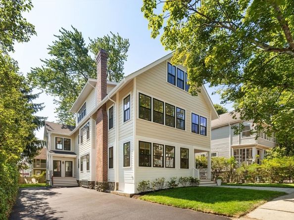 48 Mt Vernon St, Arlington MA 02476