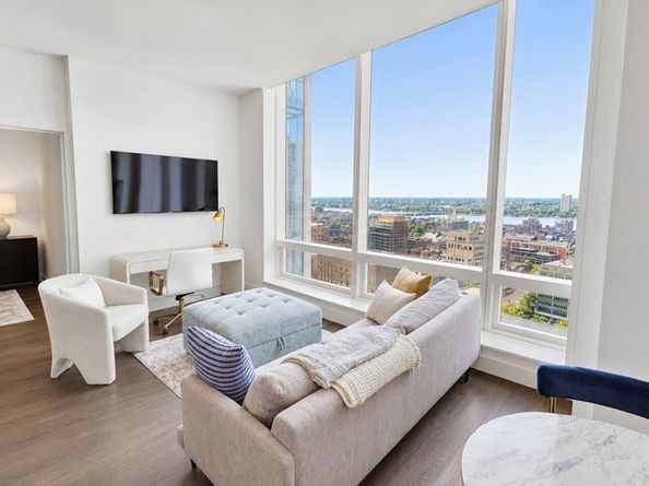 430 Stuart St 21D, Boston MA 02116