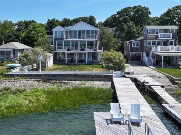 9 Beach Road, Hingham MA 02043